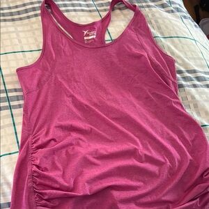 Old Navy Maternity Activewear workout top Size Large